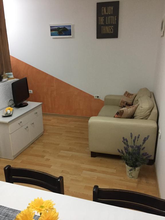 Apartment Retro III Koper Extérieur photo